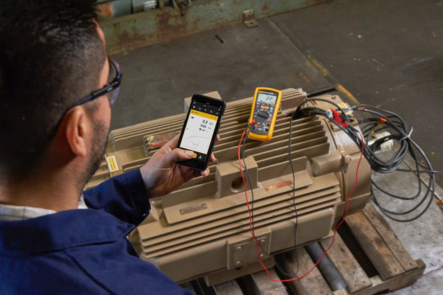 Fluke wprowadza multimetr 1587 FC – dwa przyrządy w jednym i zgodność z systemem Fluke Connect™