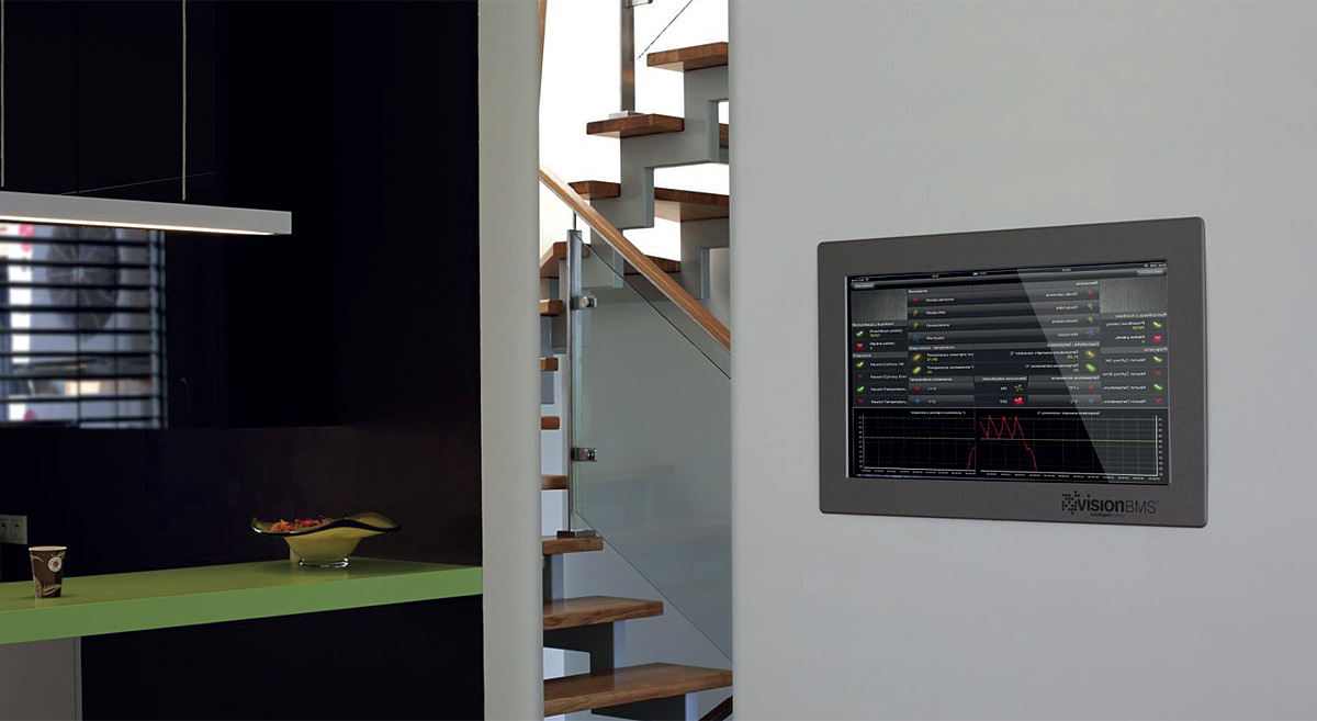 Fot. 2.
Panel dotykowy - interfejs systemu Vision BMS.