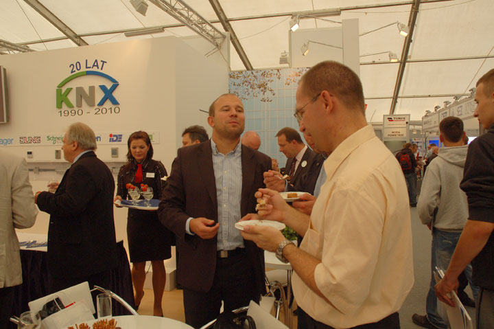 20 lat KNX