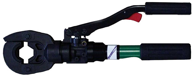 Fot. 3. Narzędzia hydrauliczne do zaciskania końcówek