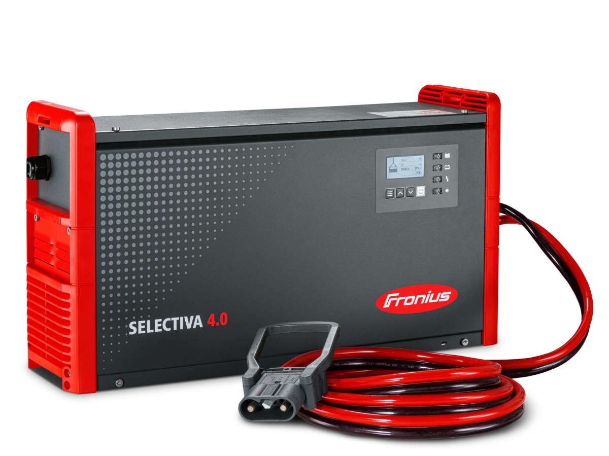 Fot. 5. W swoich systemach ładowania akumulatorów Selectiva firma Fronius oferuje najbardziej zaawansowaną z dostępnych na rynku technologię ładowania akumulatorów napędowych elektrycznych urządzeń do transportu poziomego.