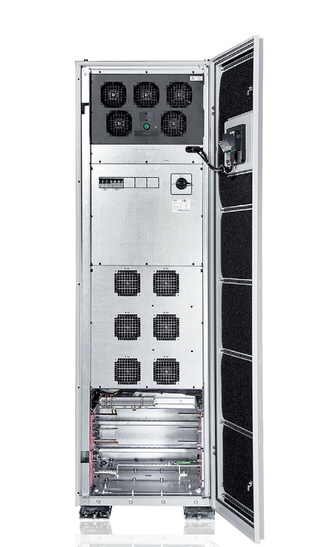 modulowe zasilacze awaryjne ups dla obiektow przemyslowych8 Fot. EATON<